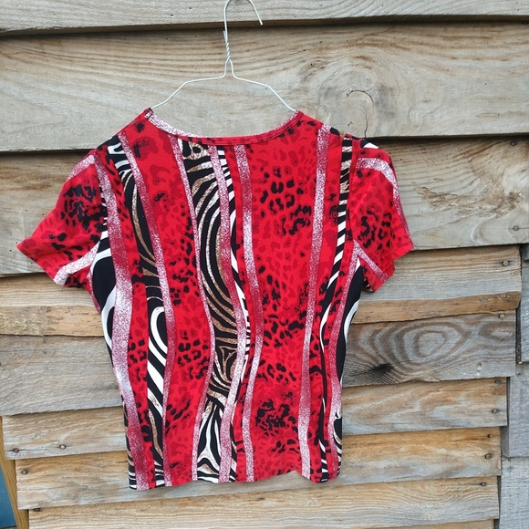 Sold Women's Top  Red Leopard/Zebra  Petite Med - Picture 3 of 8